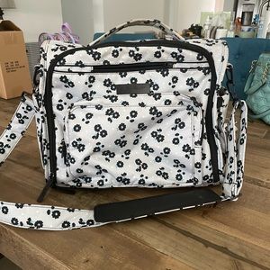 Jujube Diaper Bag. Like new, barely used. Backpack style.
